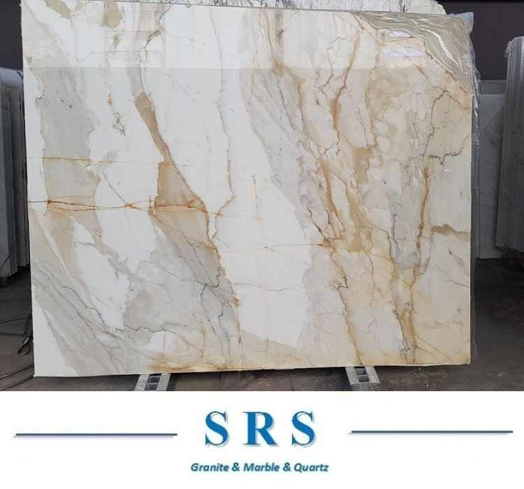 Zlata marmorna plošča