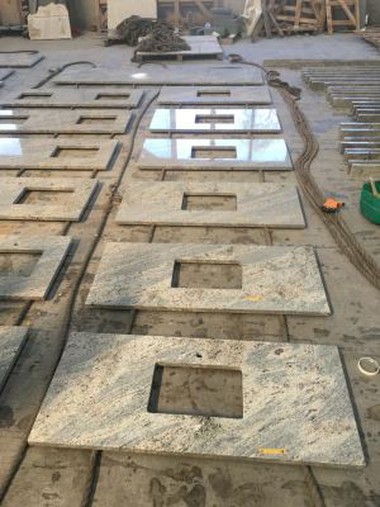 Kašmir beli granit pulti